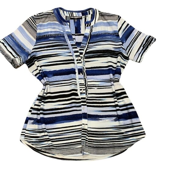 Karl Lagerfeld Blouse Womens Sz S Blue Pearl Buttons Ruffles Short Sleeve 209G - Picture 1 of 6